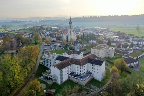 Parkplatzsituation Betagtenzentrum Linde und Umgebung