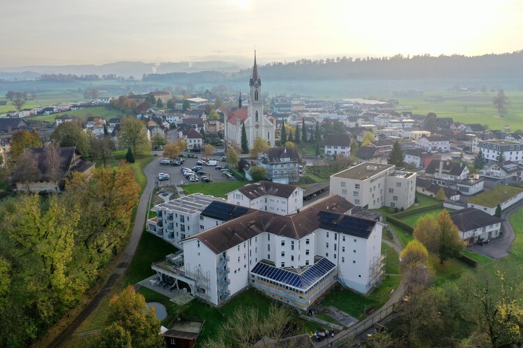 Parkplatzsituation Betagtenzentrum Linde und Umgebung